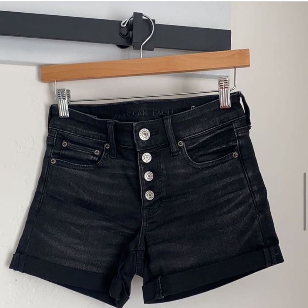 American Eagle black shorts